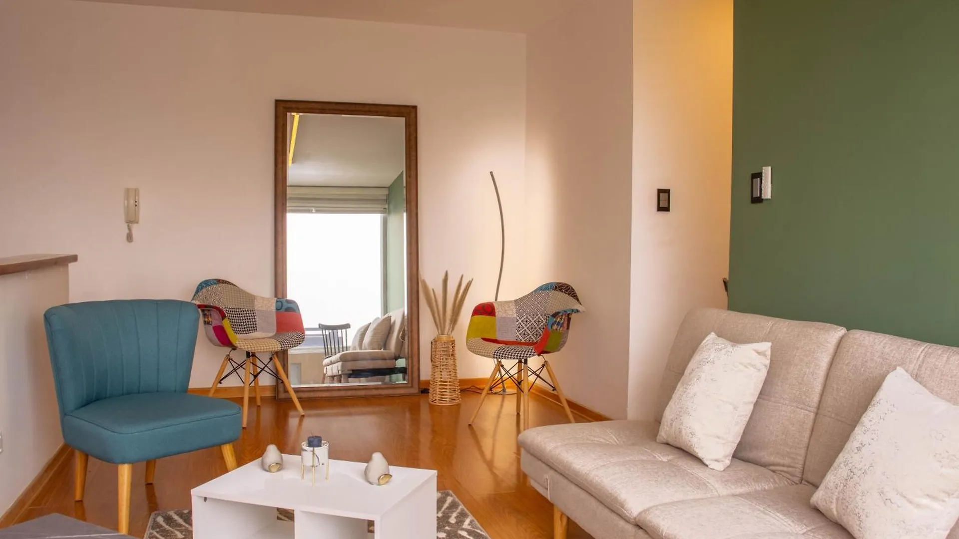 12 Floor Carolina Area Best View 2Br Cci Quito Coliving Ecuador Apartamento
