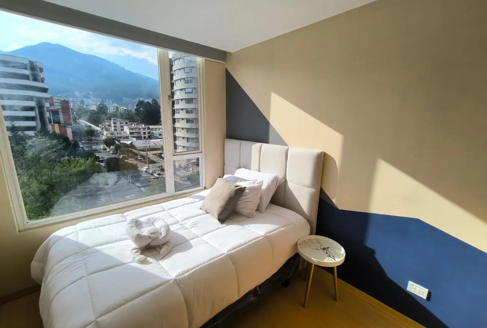 12 Floor Carolina Area Best View 2Br Cci Quito Coliving Ecuador Apartamento